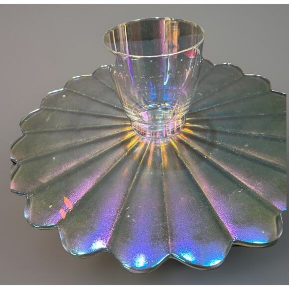 Vtg Carnival Glass cake stand - Iridescent Starburst/ Floral Design 12” X4” - Picture 4 of 6
